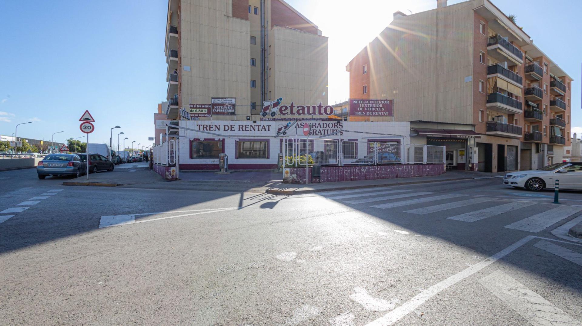 Land in Pineda de Mar, Barcelona for sale Primary Photo- Image 1 of 6