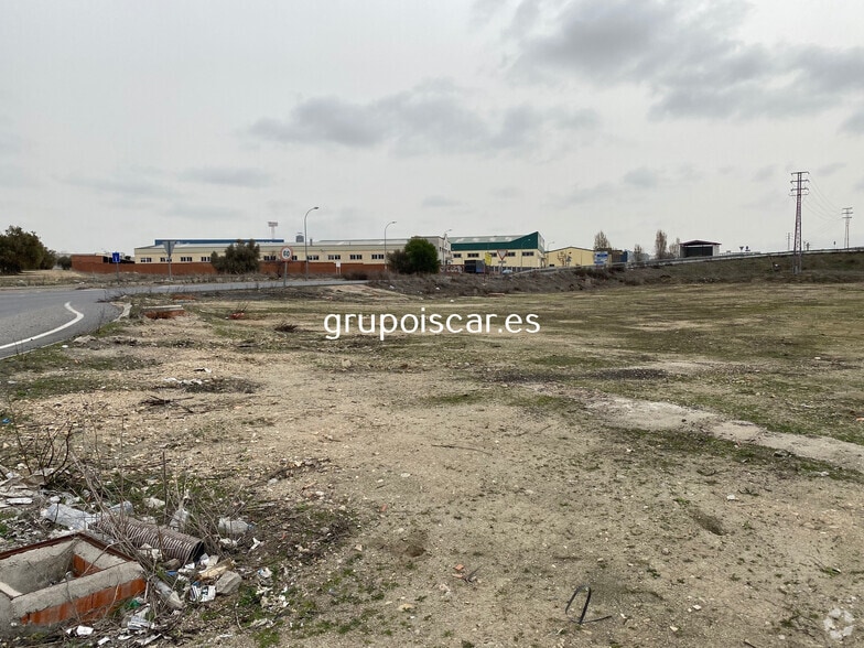 Calle Explanada, 1, Yeles, Toledo for sale - Primary Photo - Image 1 of 9