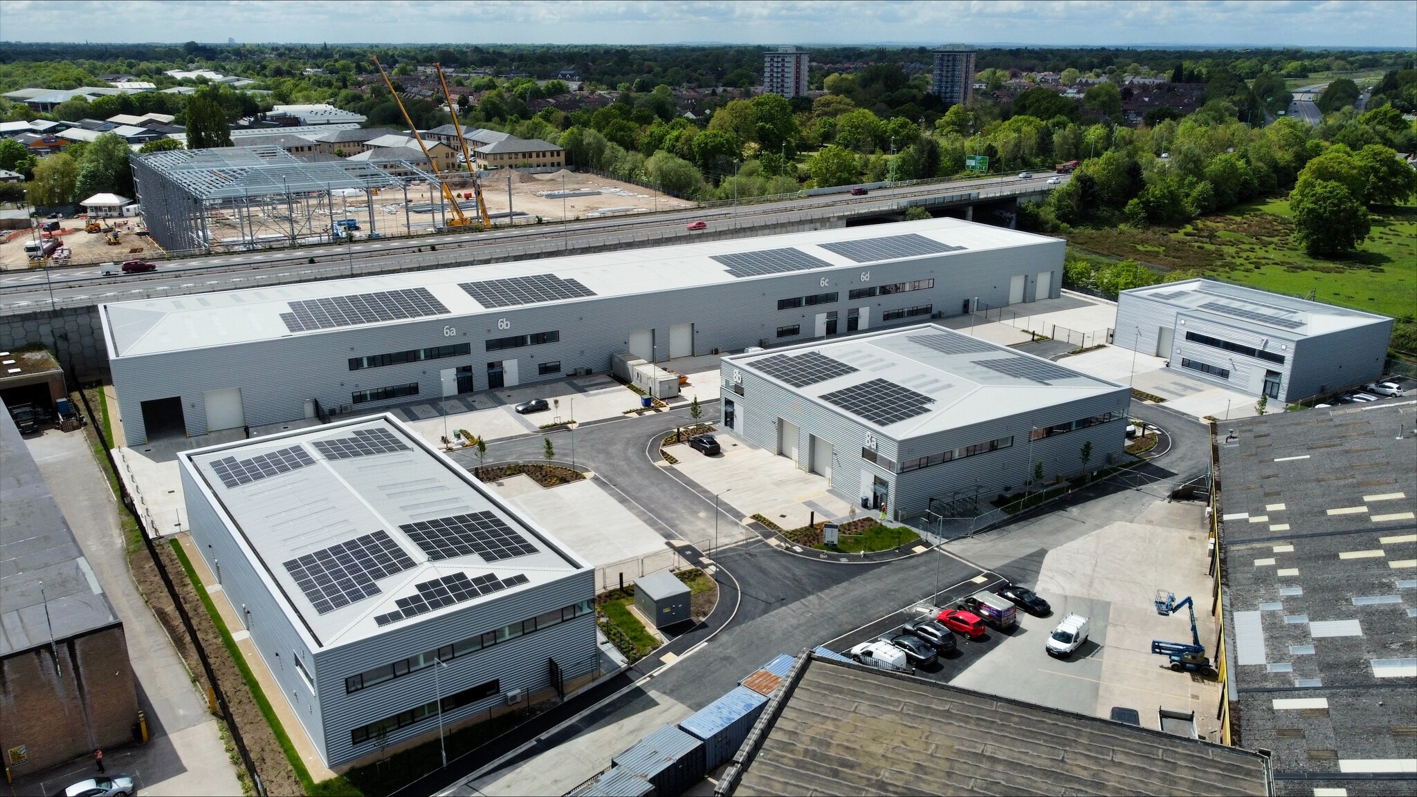 Duke Av, Cheadle to rent Building Photo- Image 1 of 2