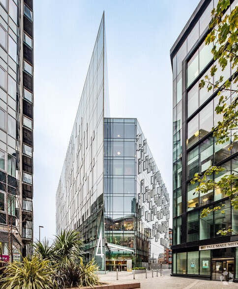 4 St. Pauls Sq, Liverpool to rent - Building Photo - Image 2 of 8