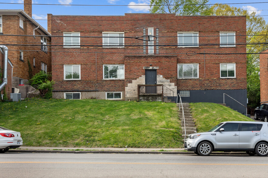 5210 Montgomery Rd, Cincinnati, OH for sale - Building Photo - Image 1 of 1