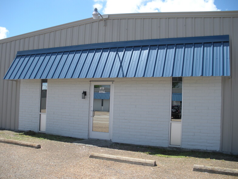 8501 Mosley Rd, Houston, TX for sale - Building Photo - Image 1 of 1