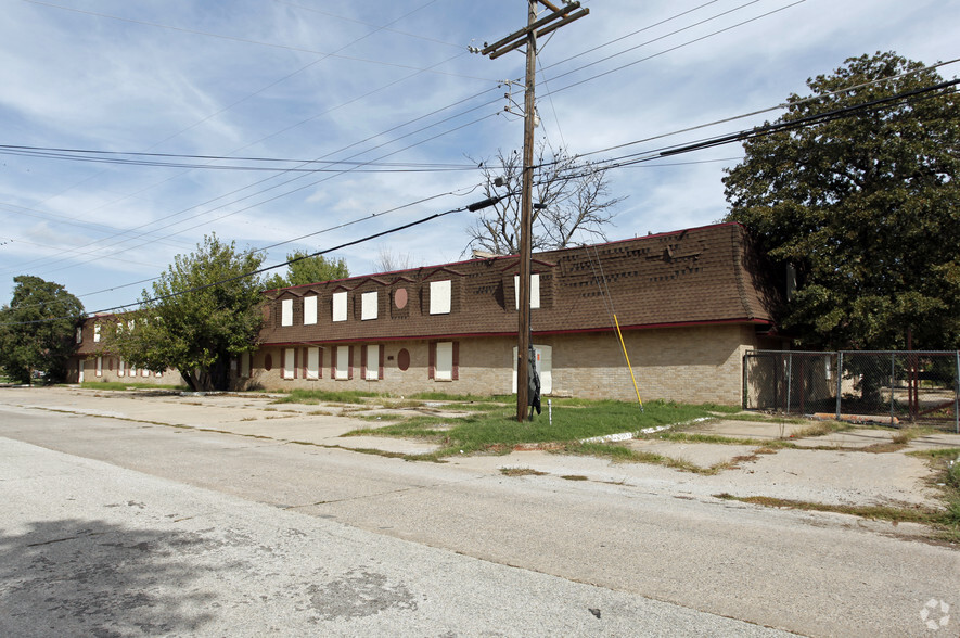 6224 NW 10th St, Oklahoma City, OK for sale - Primary Photo - Image 1 of 1