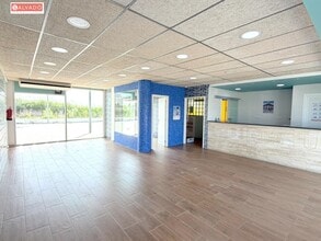 Retail in Calafell, Tarragona to rent Interior Photo- Image 2 of 15
