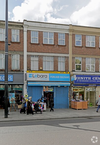45 The Broadway, Southall for sale - Primary Photo - Image 1 of 1