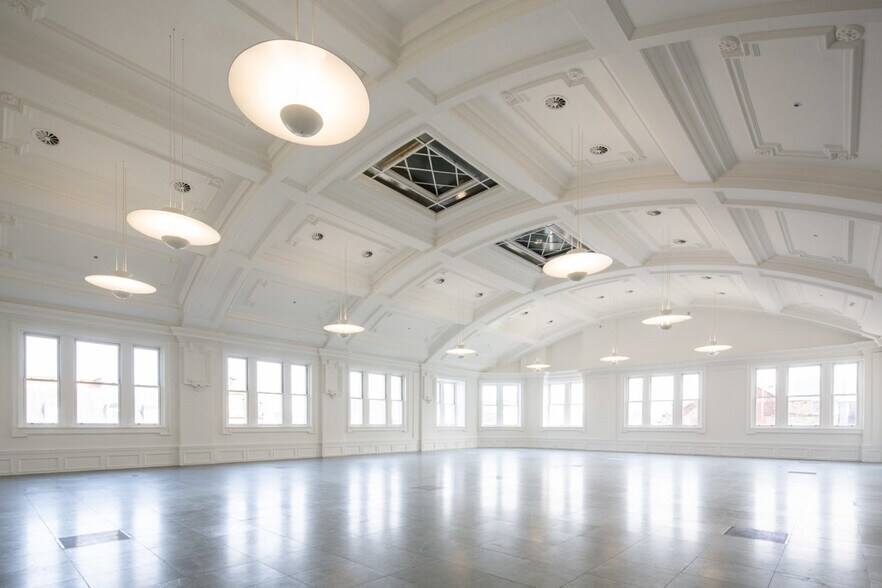 114-116 St Mary St, Cardiff for sale - Interior Photo - Image 1 of 1