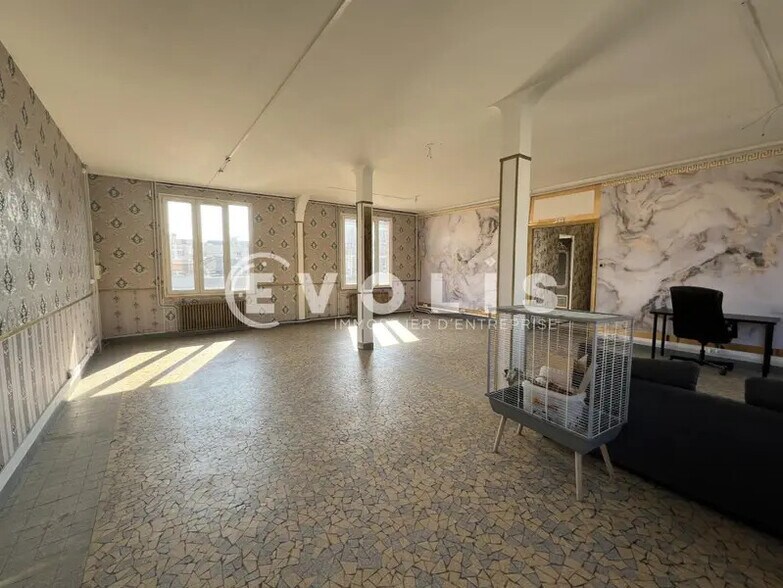 Office in Champigny-sur-Marne to rent - Interior Photo - Image 3 of 11