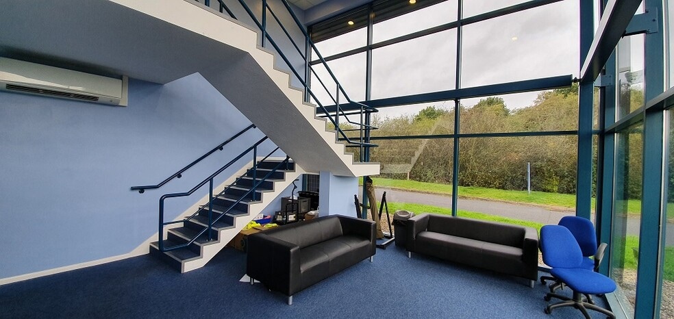 Stafford Park 12, Telford to rent - Interior Photo - Image 3 of 6