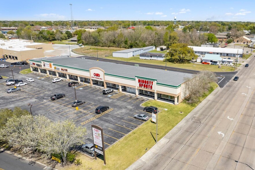 1002 Jefferson Terrace Blvd, New Iberia, LA for rent - Building Photo - Image 3 of 12