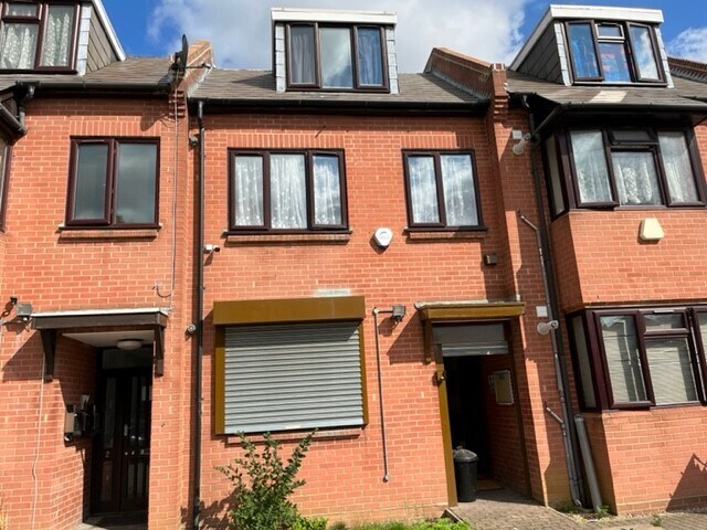 Cardinal Way, Harrow for sale Primary Photo- Image 1 of 1