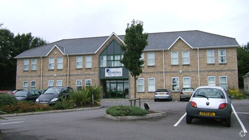 Cowbridge Rd, Bridgend for sale - Primary Photo - Image 1 of 1