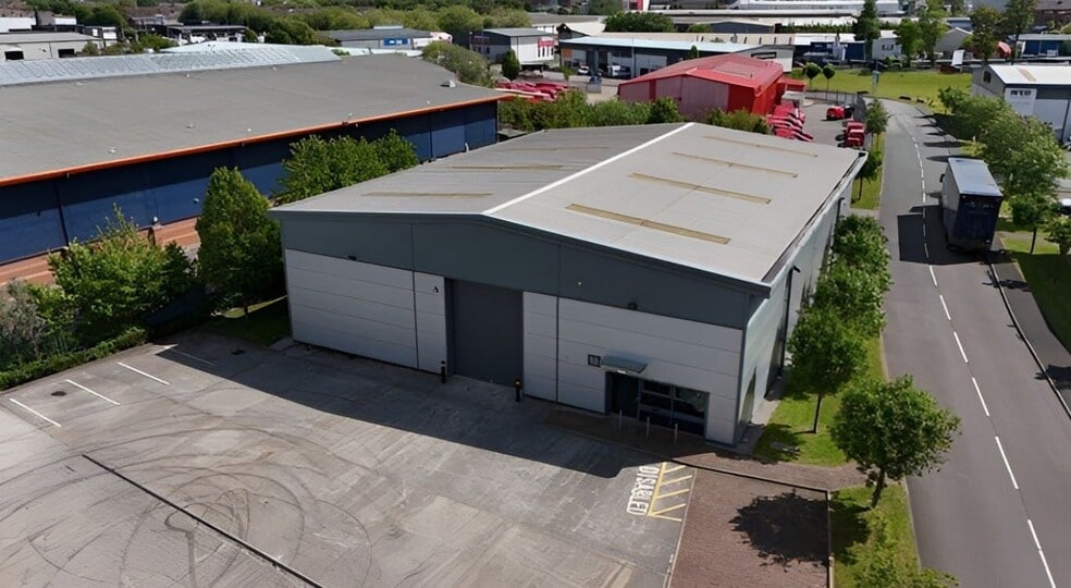 Kerfoot St, Warrington to rent - Building Photo - Image 2 of 8