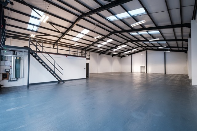 Crombie Rd, Aberdeen to rent Interior Photo- Image 1 of 4