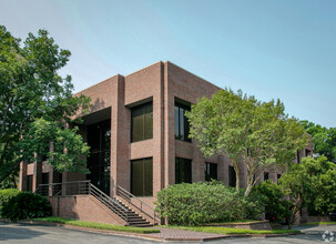 7979 Broadway St, San Antonio, TX for rent Building Photo- Image 1 of 4