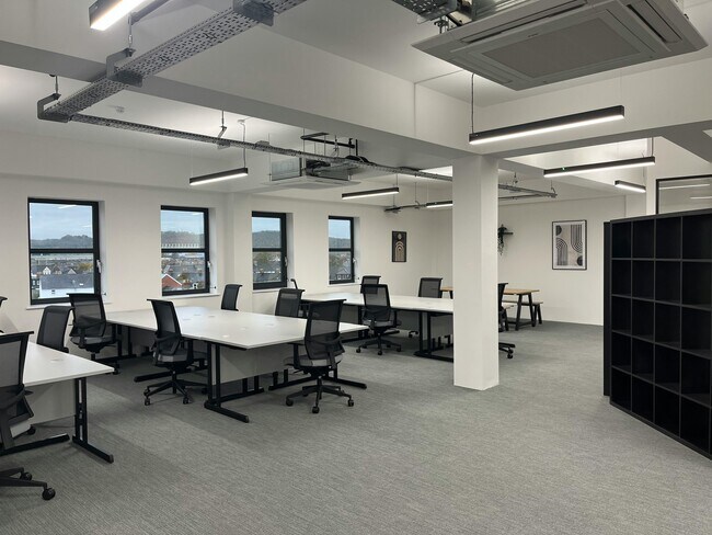More details for Cowbridge Rd E, Cardiff - Office to Rent