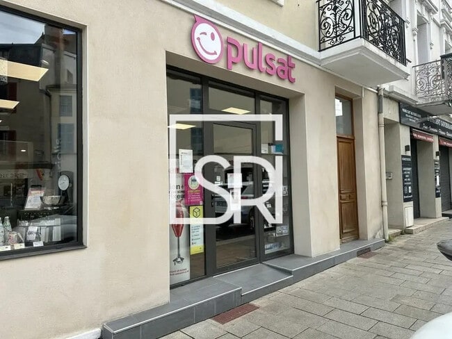 Location Commerce 90 m²