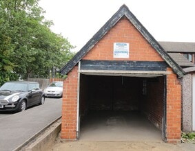 5 Church Drive Boultham Rd Dr, Lincoln to rent Interior Photo- Image 2 of 5