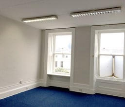 16 Fitzroy Pl, Glasgow to rent Interior Photo- Image 2 of 2