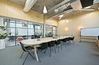 13 Rothbury Rd, London to rent Interior Photo- Image 2 of 10