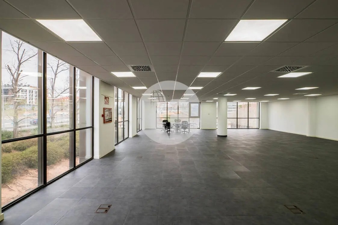 Office in Sant Just Desvern, Barcelona to rent Interior Photo- Image 1 of 3