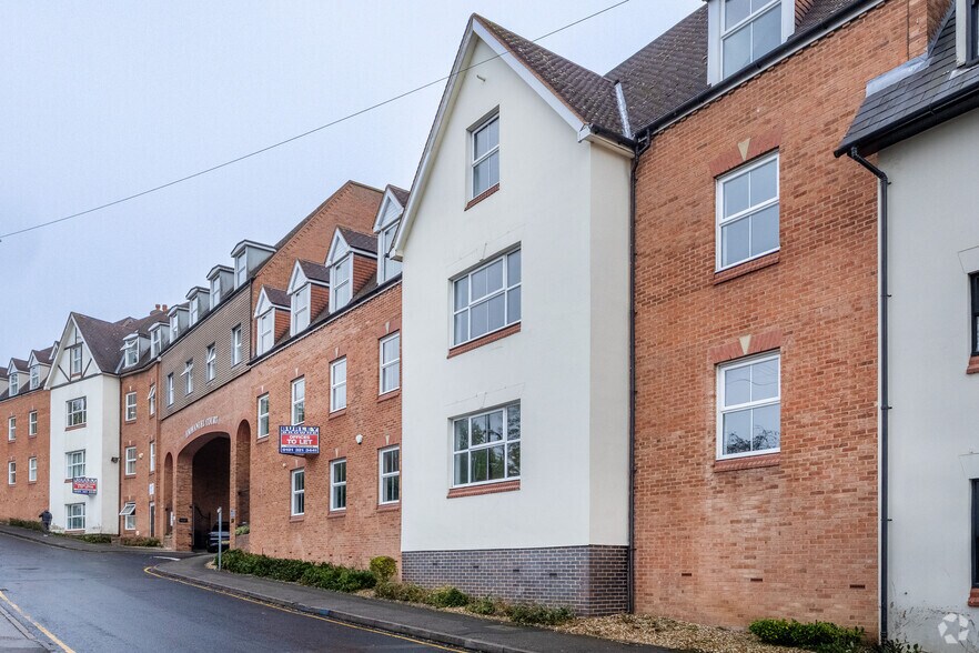 Emmanuel Ct, Sutton Coldfield to rent - Building Photo - Image 2 of 2