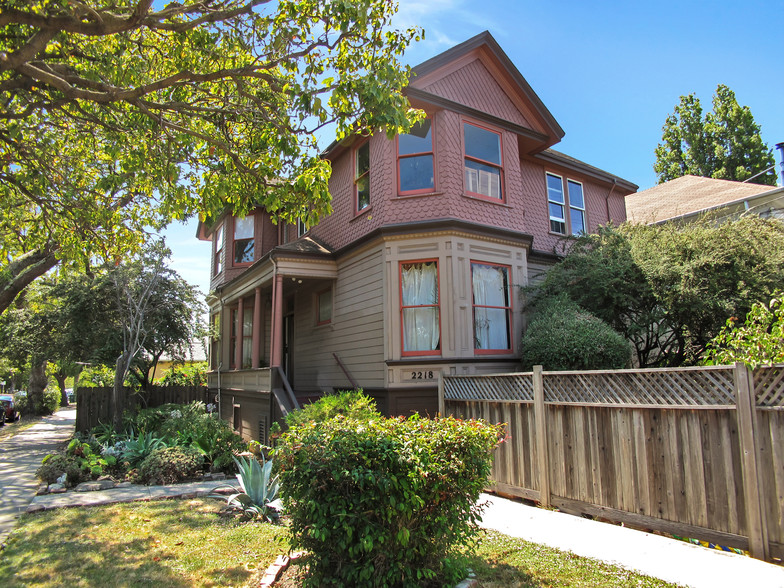 2218 Ashby Ave, Berkeley, CA for sale - Primary Photo - Image 1 of 1