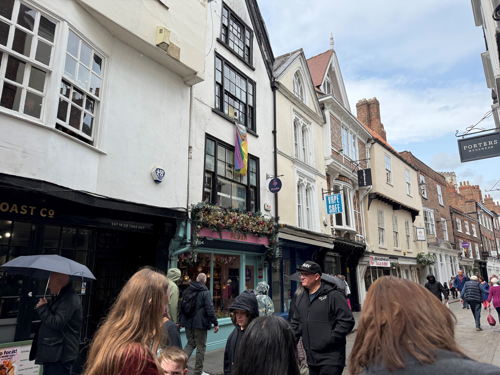 6 Stonegate, York to rent Building Photo- Image 1 of 14