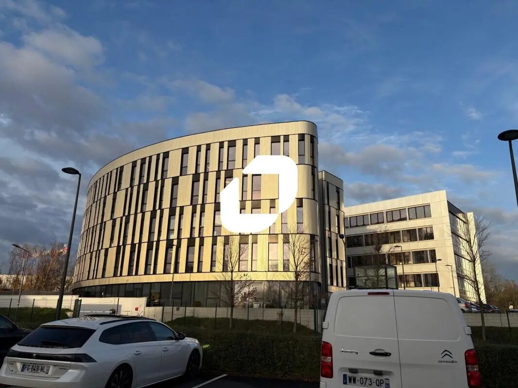 Office in VILLENEUVE-D'ASCQ to rent Building Photo- Image 1 of 10