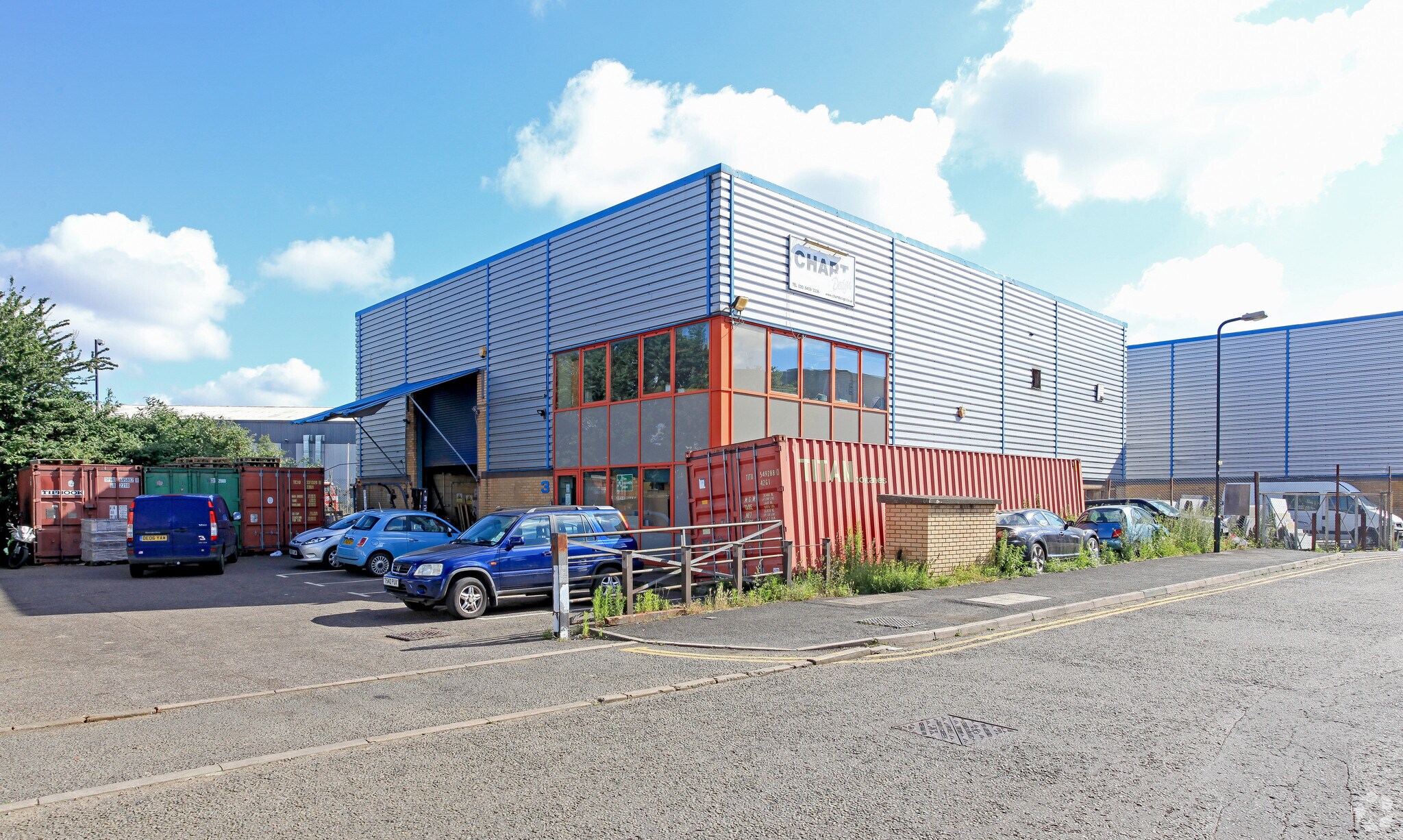 Laxcon Clos, London for sale Primary Photo- Image 1 of 1