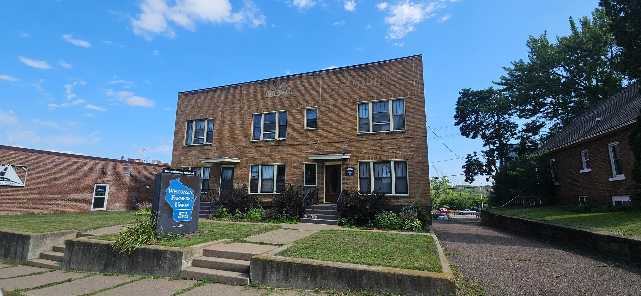 115 W Spring St, Chippewa Falls, WI for sale Building Photo- Image 1 of 18