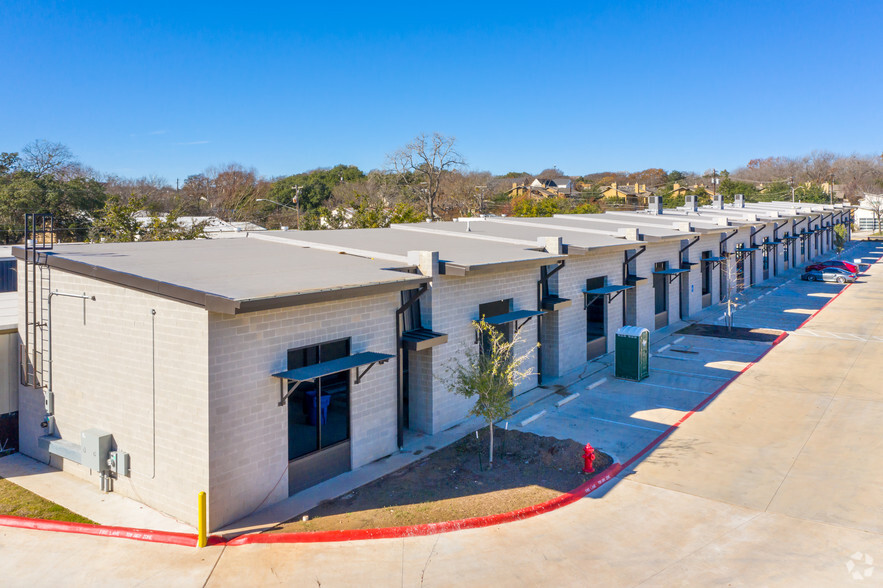 2307 Thornton Rd, Austin, TX for sale - Building Photo - Image 1 of 1