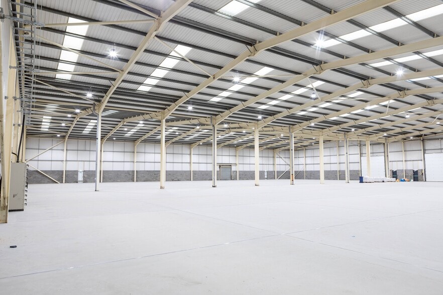 Kingsway South, Gateshead for sale - Building Photo - Image 3 of 6