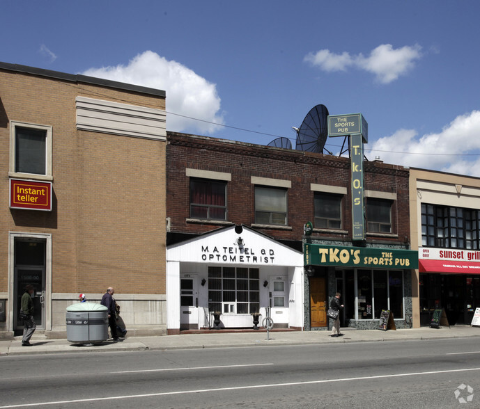 1594 Danforth Ave, Toronto, ON for sale - Primary Photo - Image 1 of 1