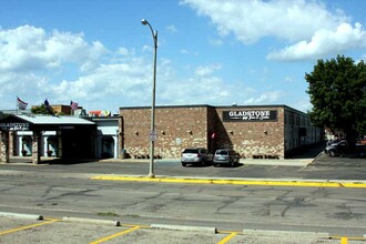 111 2nd St, Jamestown, ND for sale Primary Photo- Image 1 of 18