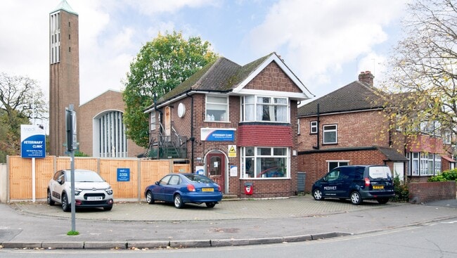 More details for 102 Nield Rd, Hayes - Retail for Sale