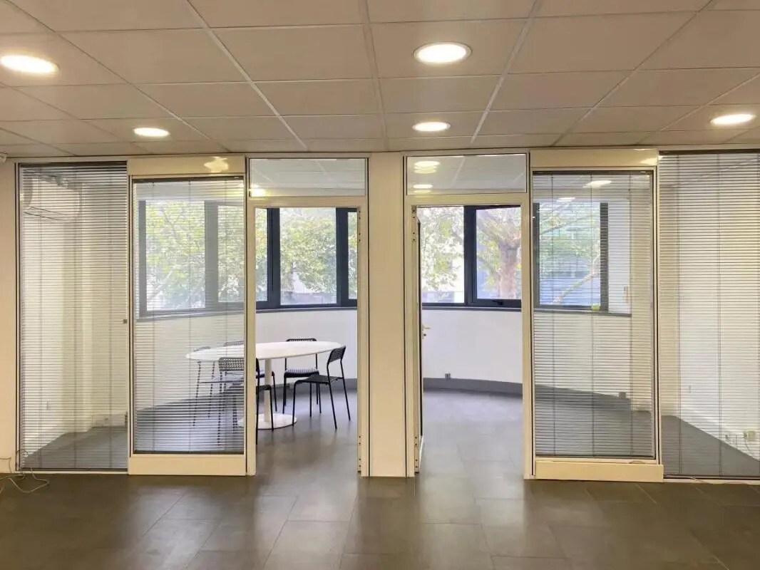 Office in Boulogne-Billancourt to rent Interior Photo- Image 1 of 6