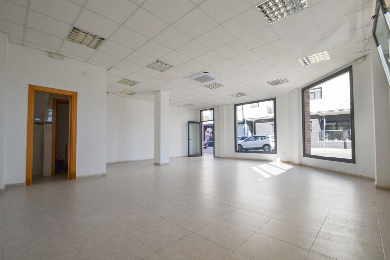 Deltebre, TAR 43580 - Unit Pta. A - - Interior Photo - Image 1 of 3