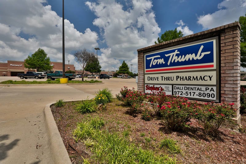 7801 Alma Dr, Plano, TX to rent - Building Photo - Image 2 of 8