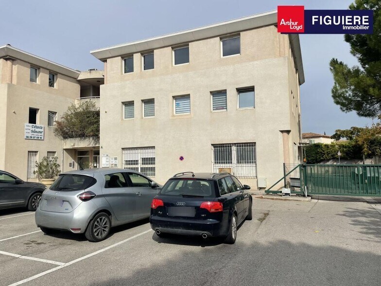 2 Avenue Des Amandiers, Aix-en-Provence for sale - Building Photo - Image 3 of 5