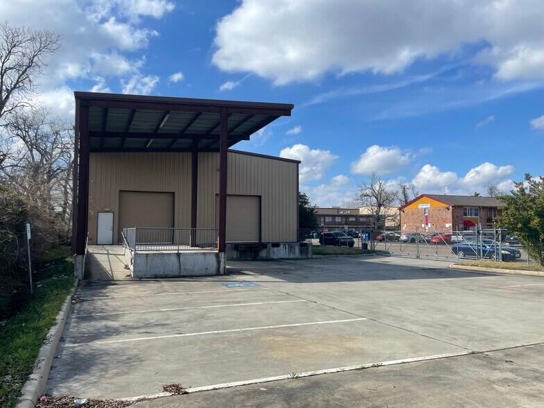 925-927 Winston St, Houston, TX to rent - Building Photo - Image 3 of 6