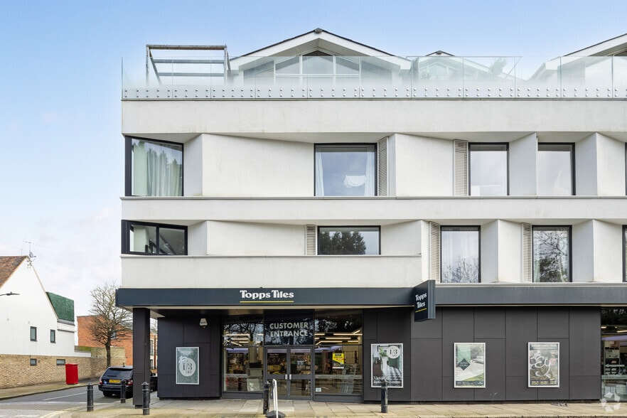 50 Sulivan Rd, London to rent - Building Photo - Image 2 of 2