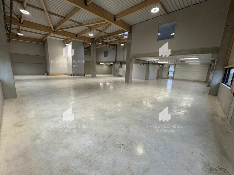 212325 Rue Du Sausset, Tremblay-en-France to rent - Interior Photo - Image 3 of 14