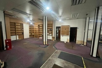 221 Albert Dr, Glasgow for sale Interior Photo- Image 2 of 4