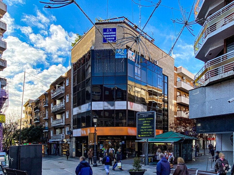 Calle Mayor, 50, Alcorcón, Madrid to rent - Primary Photo - Image 1 of 2