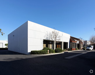 More details for 1588 N Batavia St, Orange, CA - Light Industrial for Rent