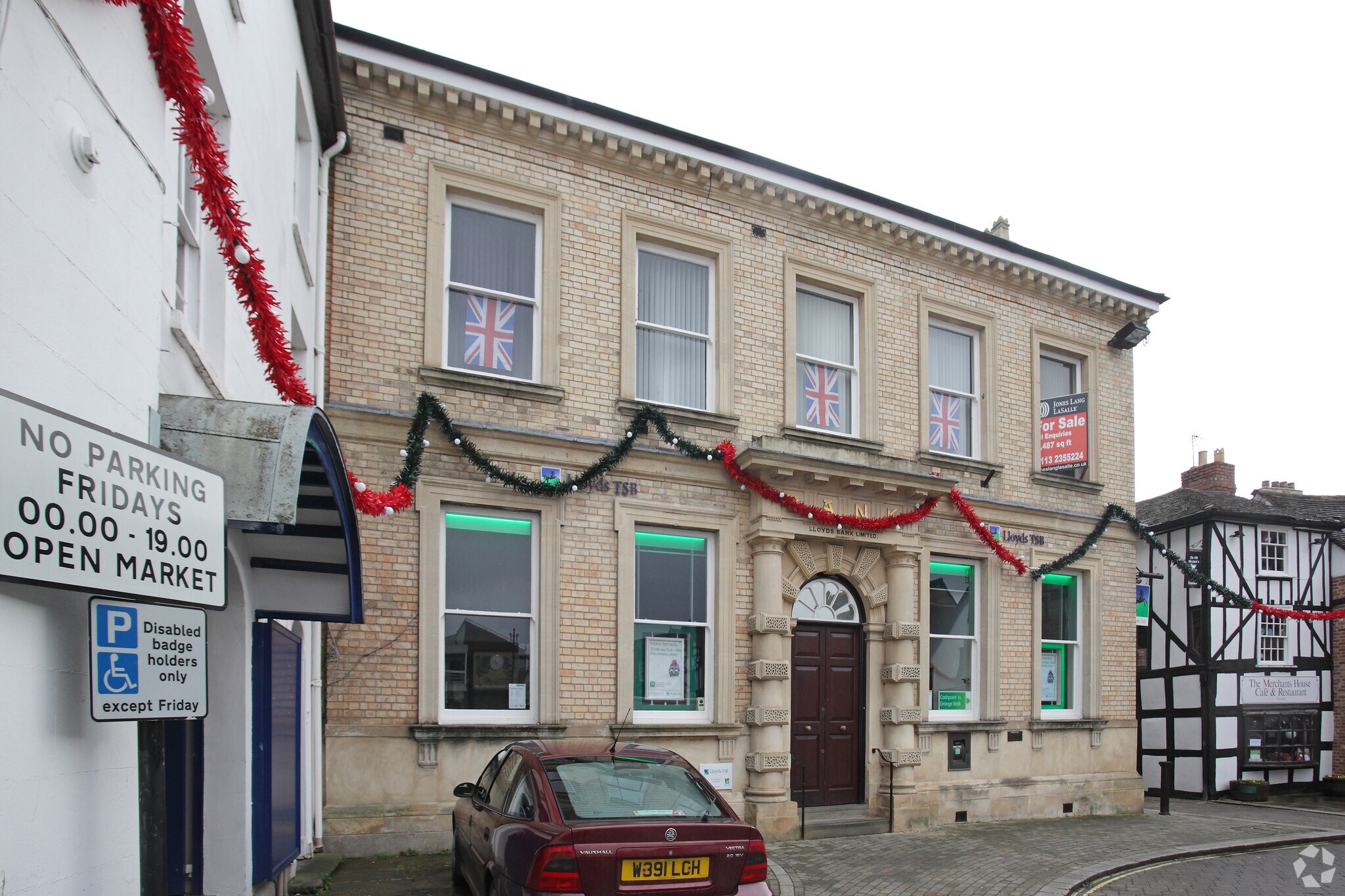 9 Corn Sq, Leominster for sale Primary Photo- Image 1 of 1