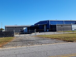 300 Jackson Ave, Columbus, GA for rent Building Photo- Image 1 of 10