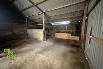 Haywards Heath, Haywards Heath to rent Interior Photo- Image 2 of 2