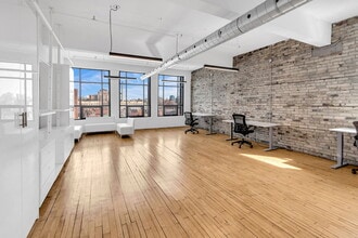 639 Queen St W, Toronto, ON to rent Interior Photo- Image 1 of 5