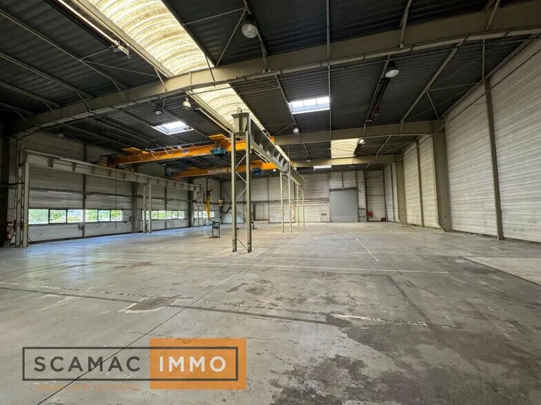 Office in Lisses to rent - Building Photo - Image 2 of 10